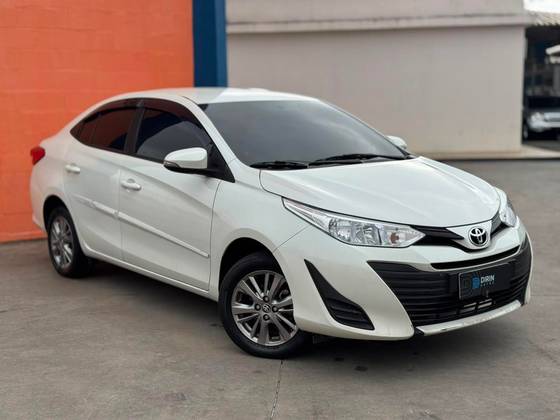 TOYOTA YARIS 1.5 16V FLEX SEDAN XL PLUS CONNECT MULTIDRIVE TOYOTA YARIS 1.5 16V FLEX SEDAN XL PLUS CONNECT MULTIDRIVE